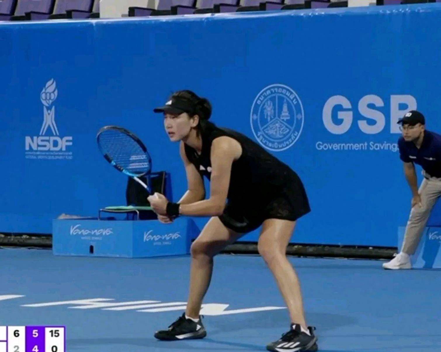 开云体育官网入口-埃及女足出色表现，顺利晋级次轮赛事的简单介绍