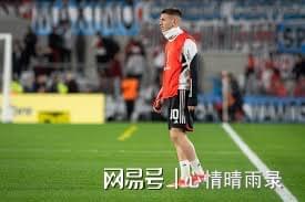 开云体育网站-包含富勒姆在硬仗中告捷，河床新星秀实力的词条