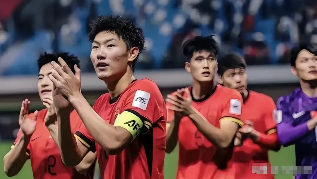 开云体育直播-亚洲球员在国际赛事中展现出实力