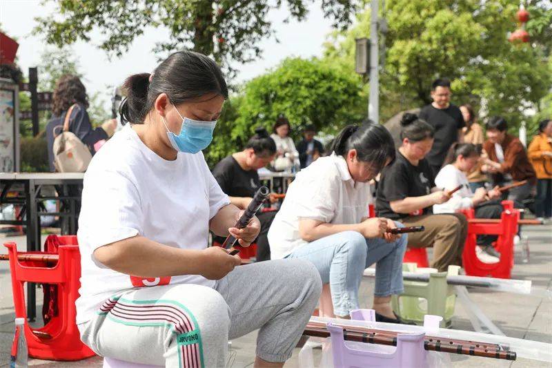 队伍整体技艺出众，比赛水平处于行业领先地位的简单介绍