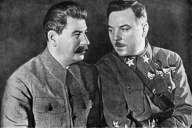 开云体育登录-惨遭零封被动挨打，反击仍需战术严密