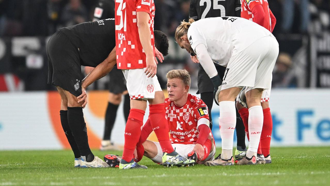 开云体育网页版入口-关于门兴格拉德巴赫后防球员因伤休战，团队调整战术的信息