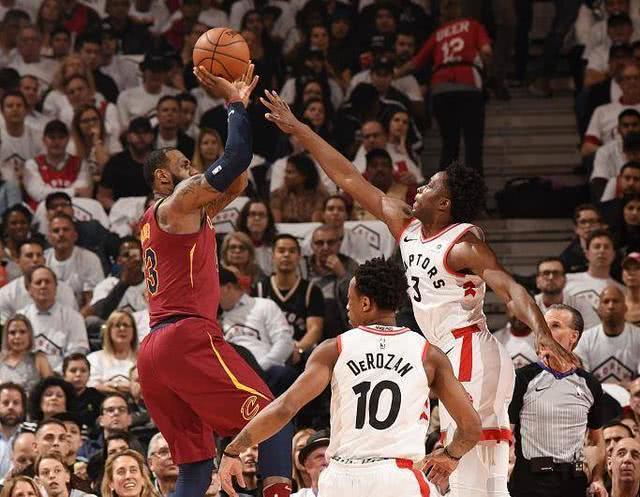 猛龙主场不敌魔术遭遇两连败